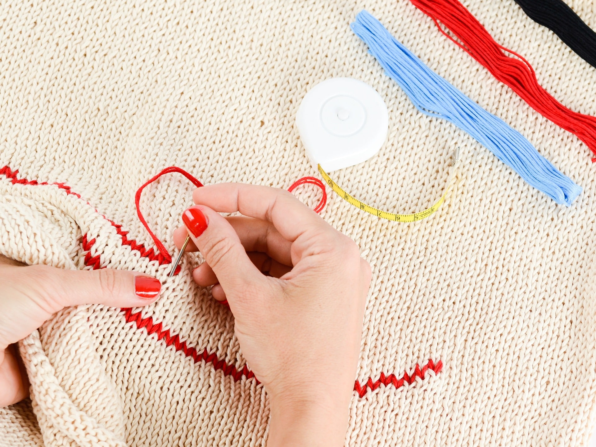 Apprendre les bases de la broderie manuelle - Le Savoir Fer, Atelier de couture & Chantier d'insertion