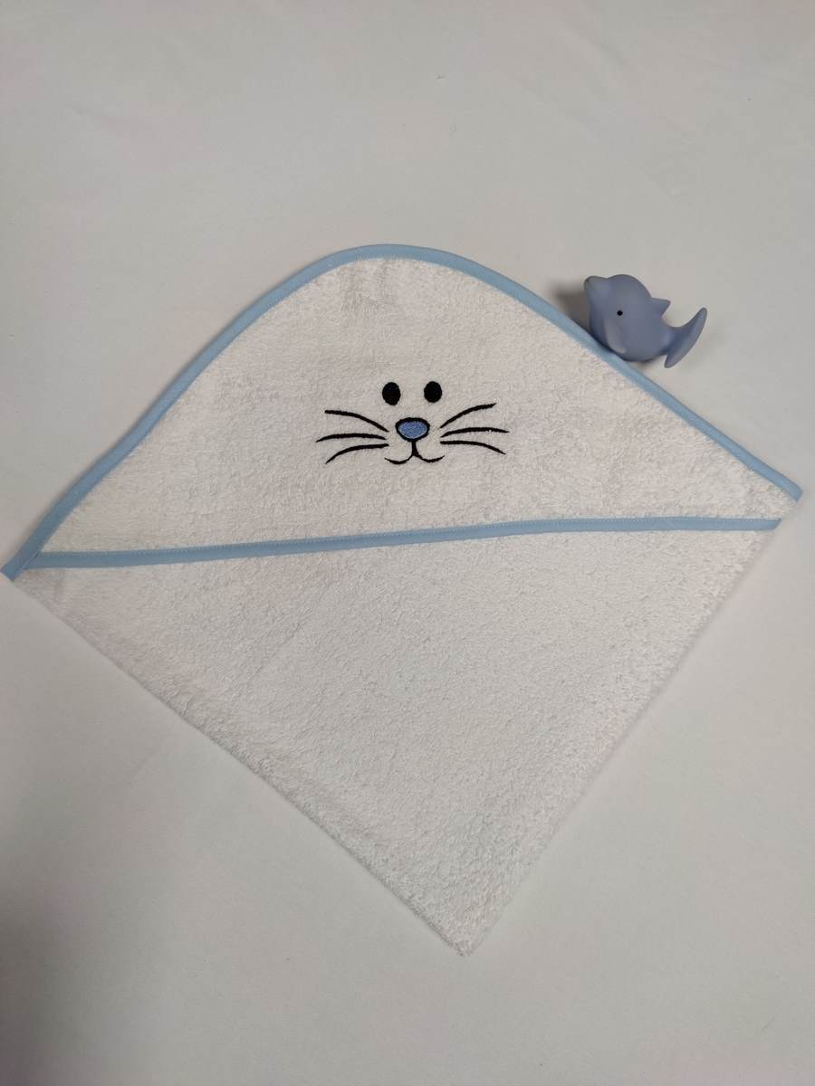 Cape de bain bleue brodée Chat - Le Savoir Fer, Atelier de couture & Chantier d'insertion