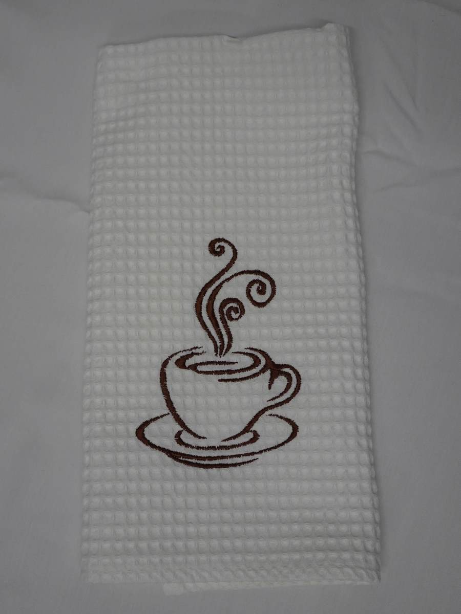 Torchon blanc brodé Tasse de café - Le Savoir Fer, Atelier de couture & Chantier d'insertion